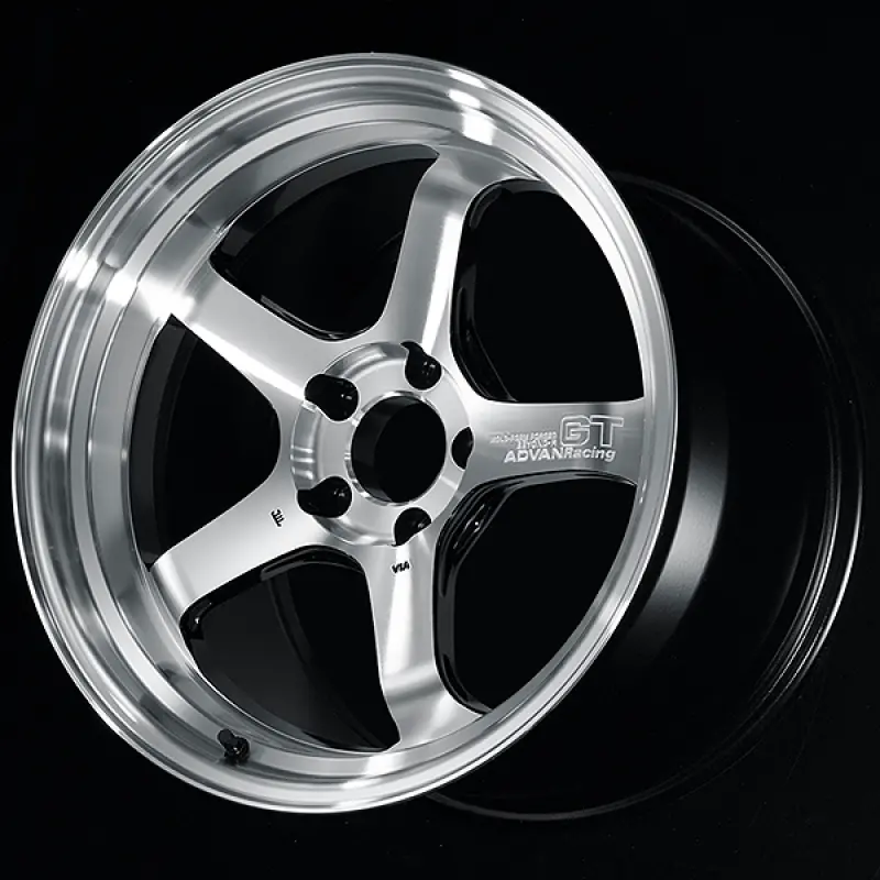 Advan Gt Beyond-R 18X11.0 / +15 Offset / 5X114.3 Bc / 73Mm Bore / Machining And Diamond Cutting 1