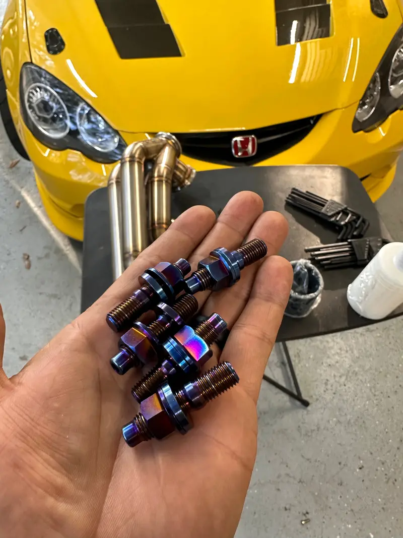K-Series Ti Exhaust Stud Kit 1