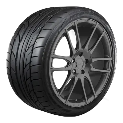 Nitto Nt555 G2 Performance Tire – 235/35Zr20, 92W Xl Load Rating 1